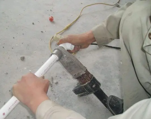 岚皋漏水维修电话